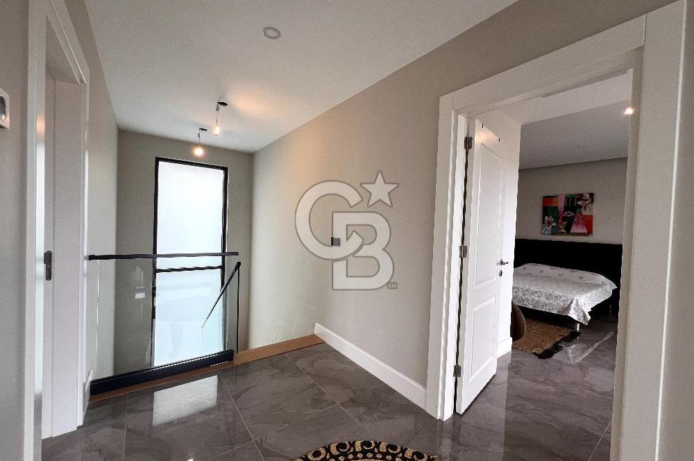 BODRUM GÜNDOĞAN DENİZE SIFIR EMSALSİZ 7+1 SATILIK VİLLA