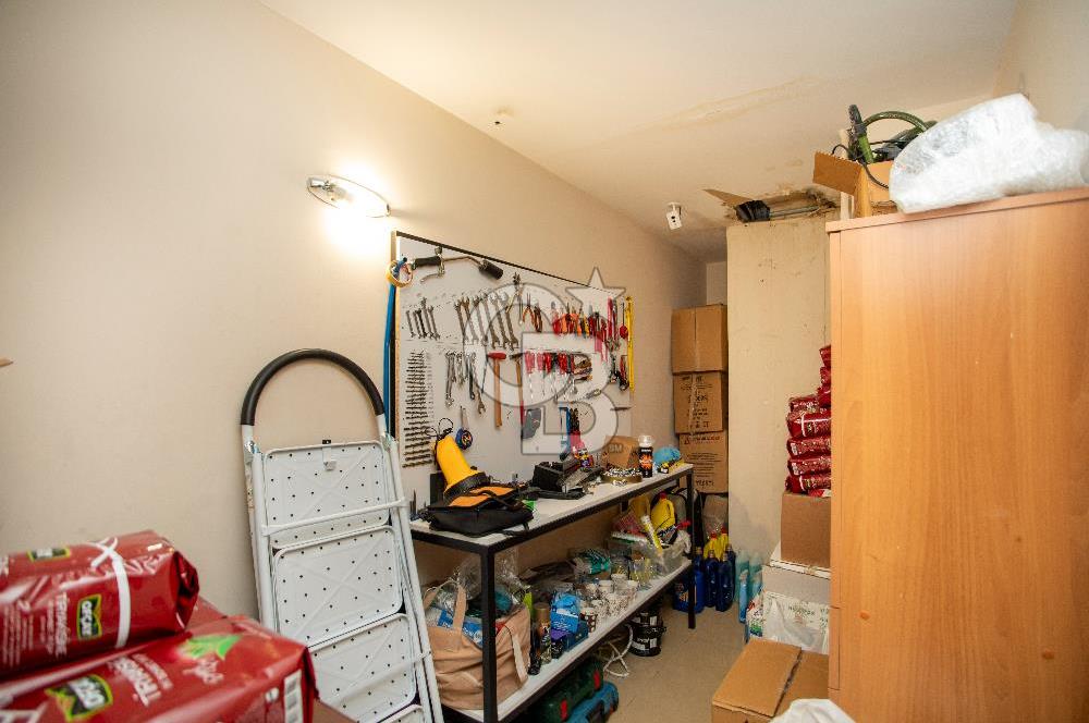 Bornova, Çamdibi, Tuna Mah., 2950 m2 Satılık Komple Bina