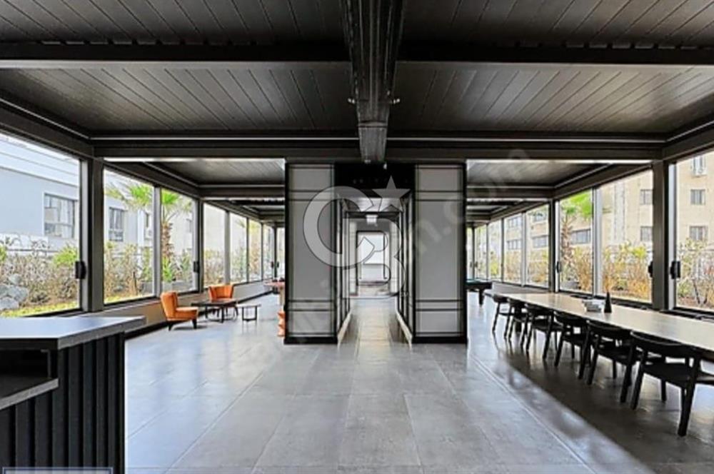 Alsancak Kar Suits'te Güneş Gören, Eşyalı, Geniş 1+1