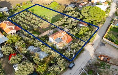 Foça Bağarası Hacıveli Mah. Satılık Kargir Evli Arsa