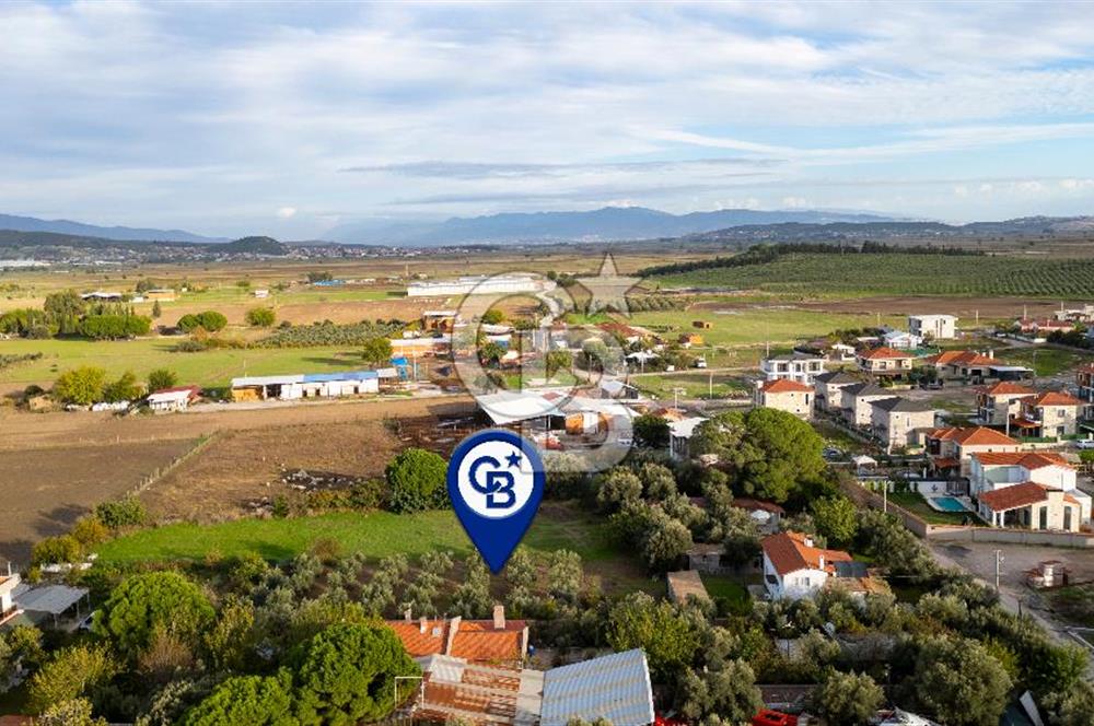 Foça Bağarası Hacıveli Mah. Satılık Kargir Evli Arsa