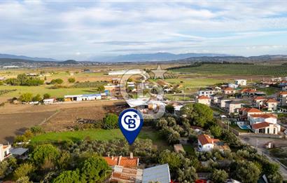 Foça Bağarası Hacıveli Mah. Satılık Kargir Evli Arsa