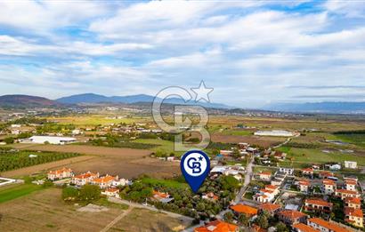 Foça Bağarası Hacıveli Mah. Satılık Kargir Evli Arsa