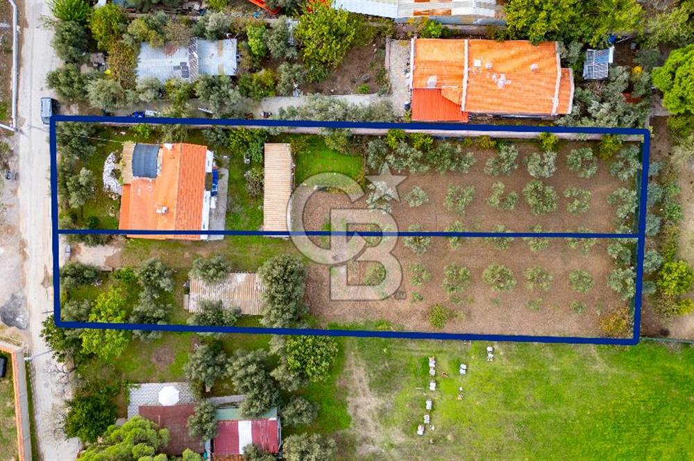 Foça Bağarası Hacıveli Mah. Satılık Kargir Evli Arsa