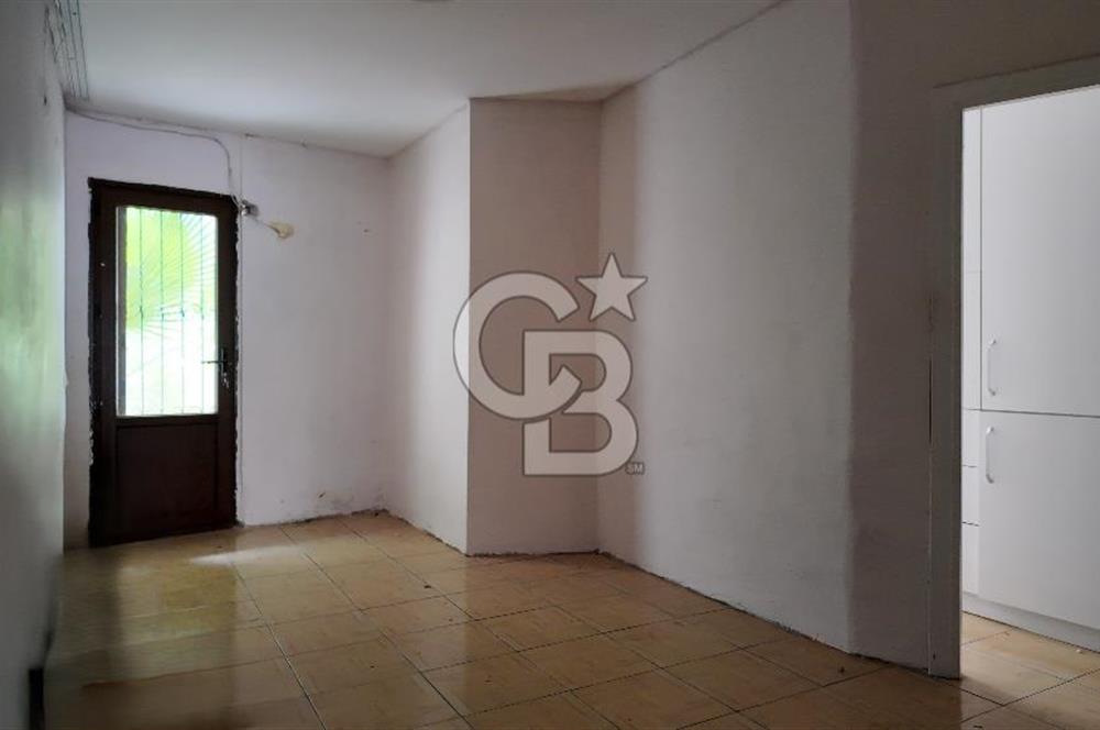 Göztepe, Mithatpaşa Cad., Merkezi Lokasyon, Satılık Dükkan