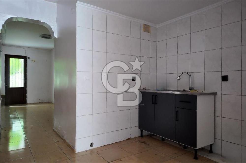 Göztepe, Mithatpaşa Cad., Merkezi Lokasyon, Satılık Dükkan