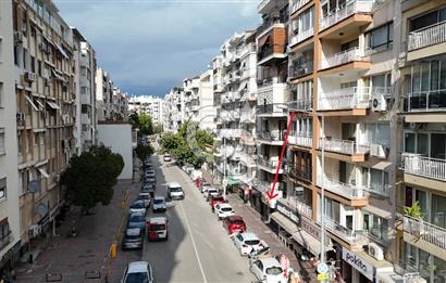 Göztepe, Mithatpaşa Cad., Merkezi Lokasyon, Satılık Dükkan