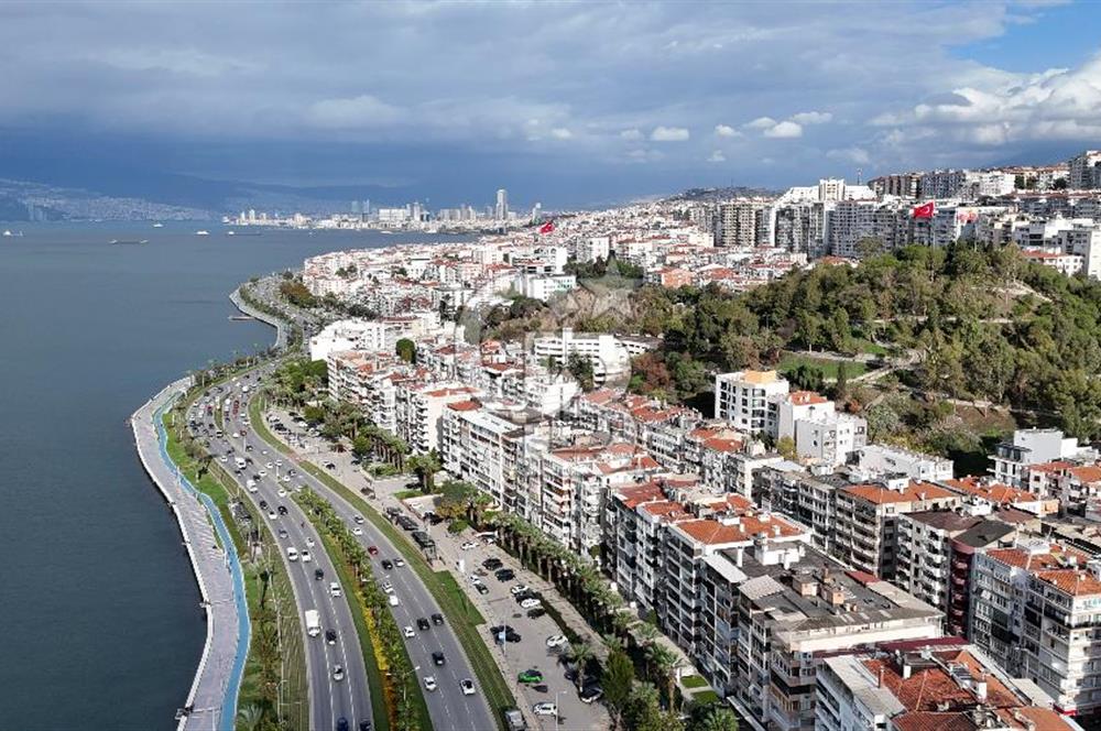 Göztepe, Mithatpaşa Cad., Merkezi Lokasyon, Satılık Dükkan