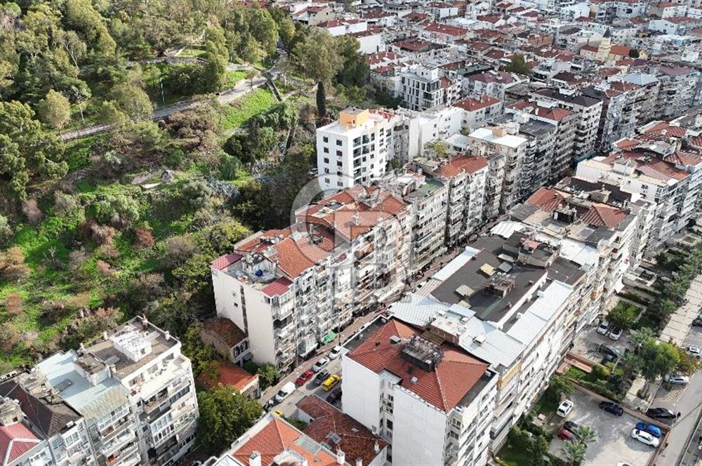 Göztepe, Mithatpaşa Cad., Merkezi Lokasyon, Satılık Dükkan