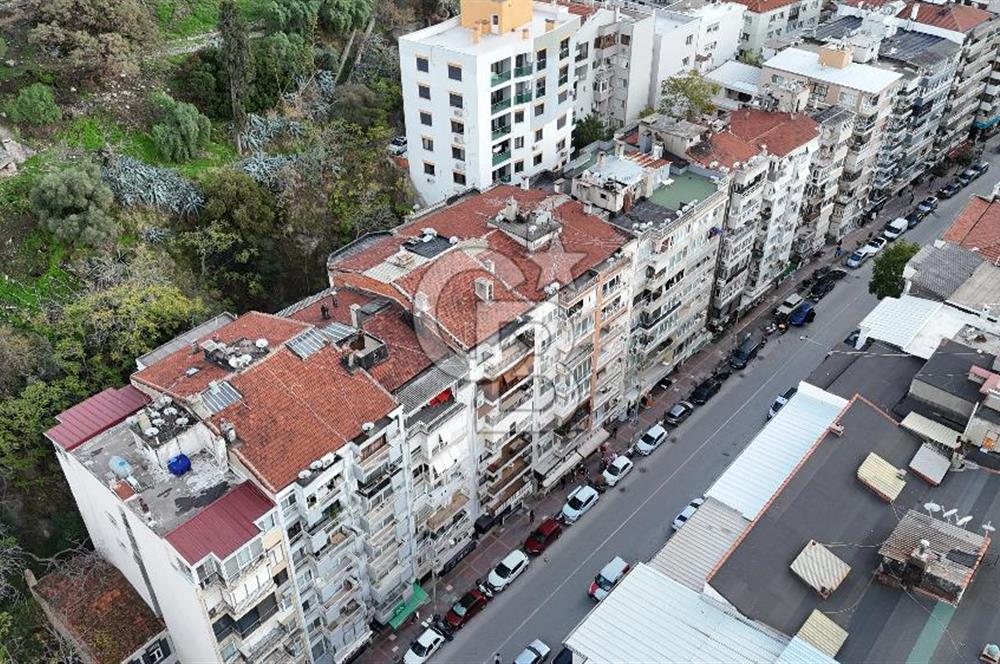 Göztepe, Mithatpaşa Cad., Merkezi Lokasyon, Satılık Dükkan