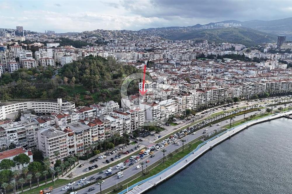 Göztepe, Mithatpaşa Cad., Merkezi Lokasyon, Satılık Dükkan