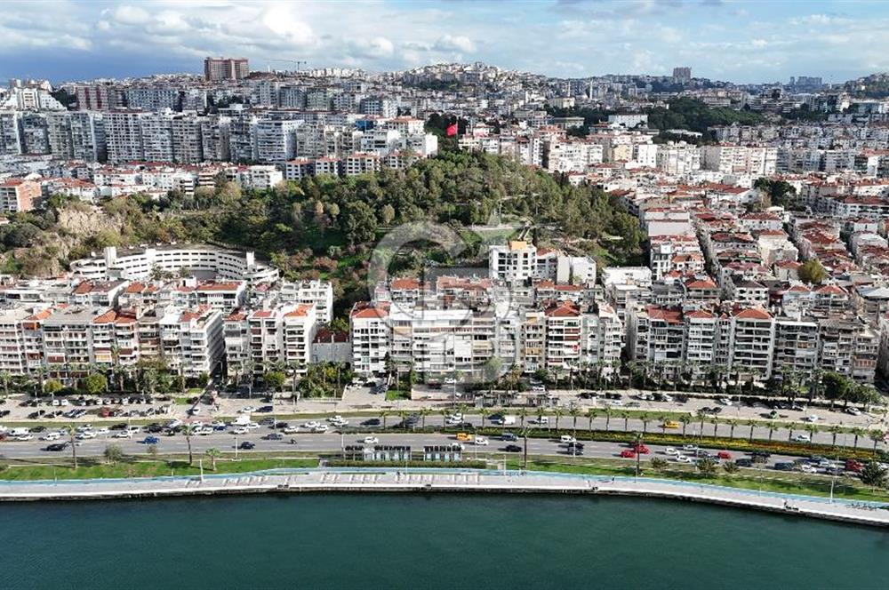 Göztepe, Mithatpaşa Cad., Merkezi Lokasyon, Satılık Dükkan