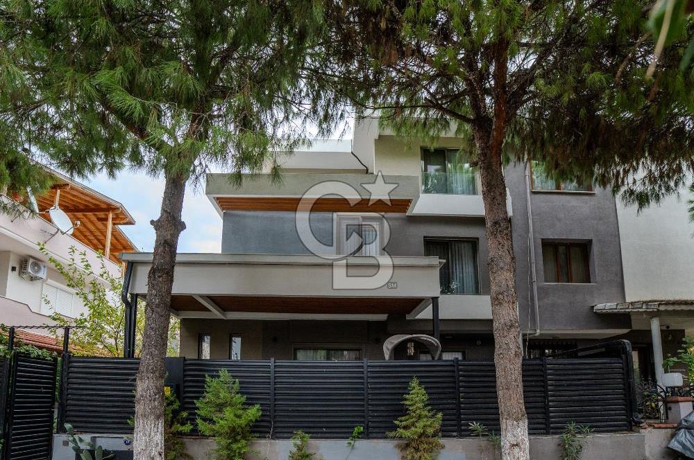 URLA ŞİRİNKENT TRİPLEKS 4+1 HAVUZLU SATILIK VİLLA