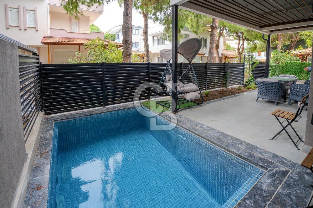 URLA ŞİRİNKENT TRİPLEKS 4+1 HAVUZLU SATILIK VİLLA