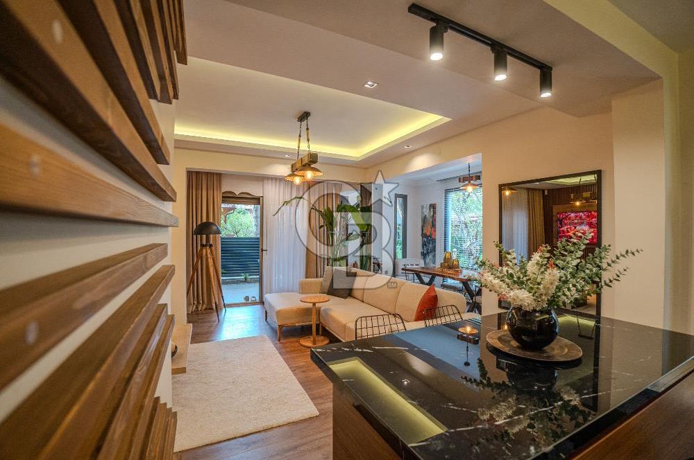 URLA ŞİRİNKENT TRİPLEKS 4+1 HAVUZLU SATILIK VİLLA