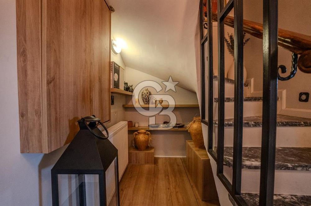 URLA ŞİRİNKENT TRİPLEKS 4+1 HAVUZLU SATILIK VİLLA