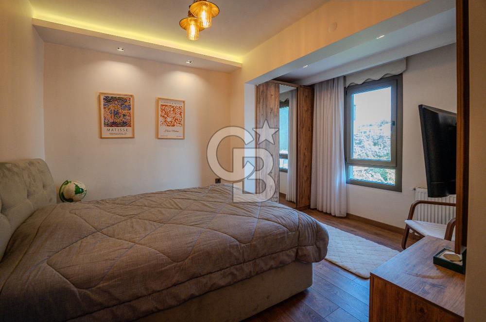 URLA ŞİRİNKENT TRİPLEKS 4+1 HAVUZLU SATILIK VİLLA