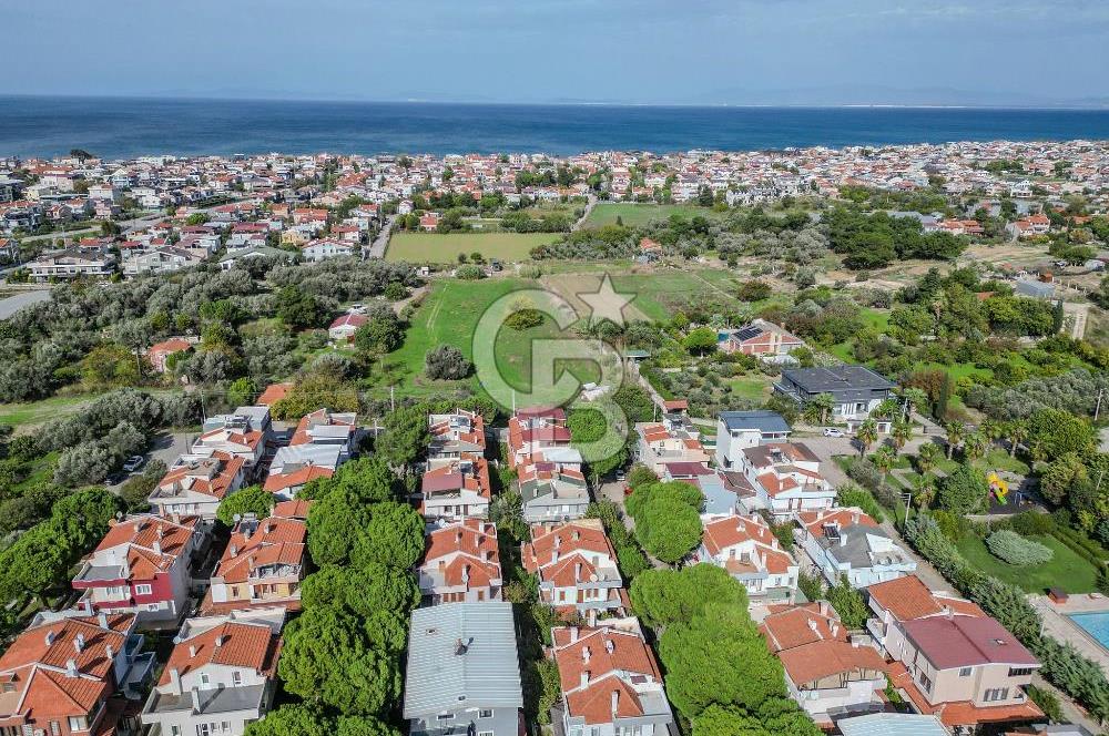 URLA ŞİRİNKENT TRİPLEKS 4+1 HAVUZLU SATILIK VİLLA