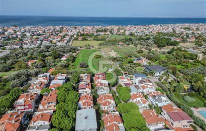 URLA ŞİRİNKENT TRİPLEKS 4+1 HAVUZLU SATILIK VİLLA