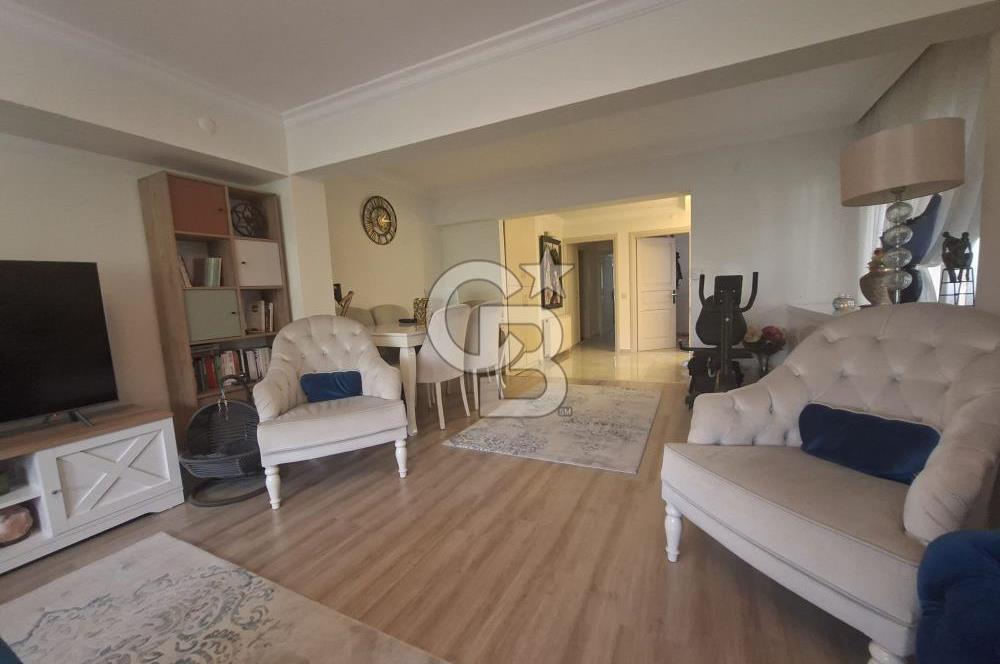 Bostanlı'nın Kalbinde 3+2 Ferah Dubleks Prestijli Yaşam