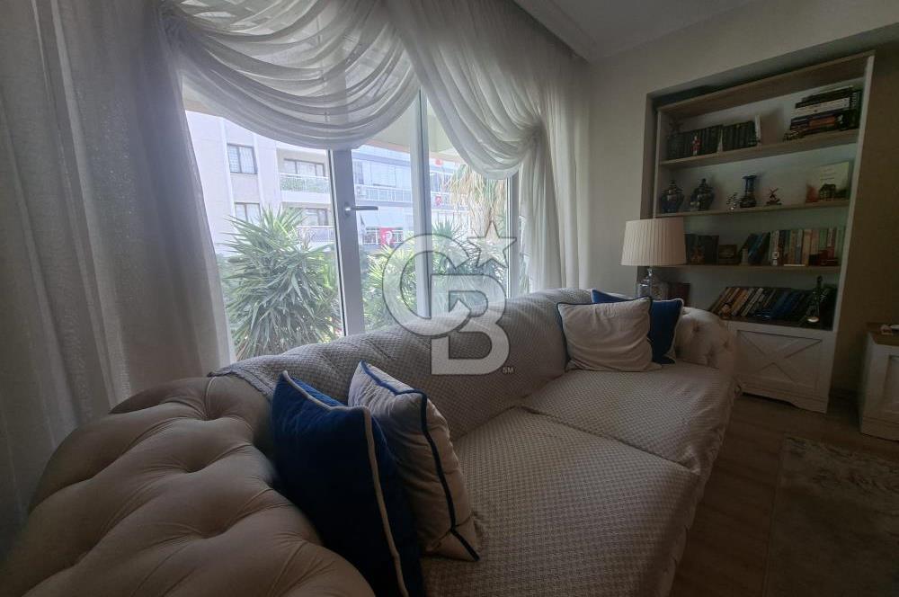 Bostanlı'nın Kalbinde 3+2 Ferah Dubleks Prestijli Yaşam