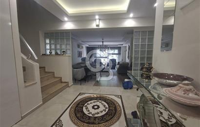 Bostanlı'nın Kalbinde 3+2 Ferah Dubleks Prestijli Yaşam