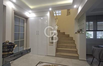 Bostanlı'nın Kalbinde 3+2 Ferah Dubleks Prestijli Yaşam