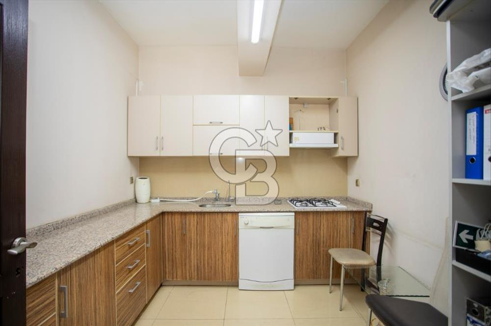 Bornova, Çamdibi, Tuna Mah., 2950 m2 Satılık Komple Bina