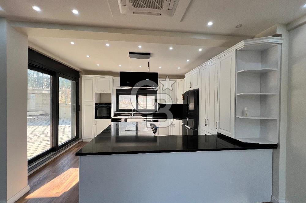 BURSA MUDANYA GÖYNÜKLÜ'de DENİZ MANZARALI SATILIK VİLLA ve ARAZİ