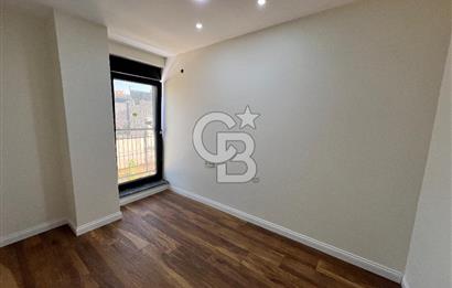 BURSA MUDANYA GÖYNÜKLÜ'de DENİZ MANZARALI SATILIK VİLLA ve ARAZİ