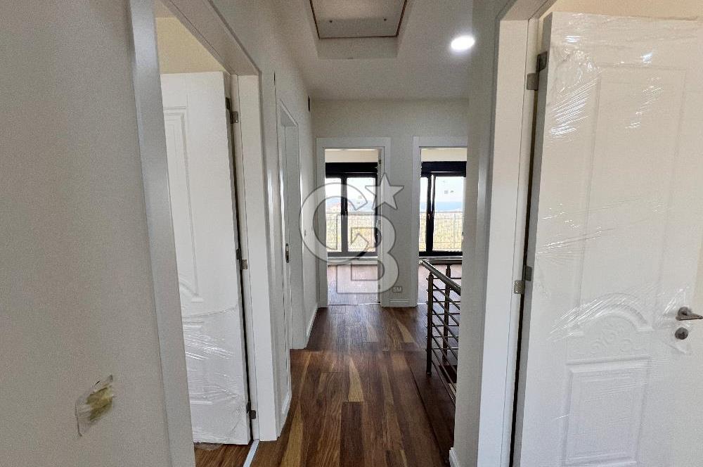 BURSA MUDANYA GÖYNÜKLÜ'de DENİZ MANZARALI SATILIK VİLLA ve ARAZİ