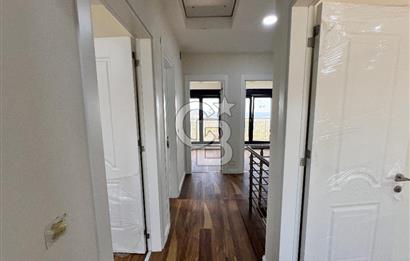 BURSA MUDANYA GÖYNÜKLÜ'de DENİZ MANZARALI SATILIK VİLLA ve ARAZİ