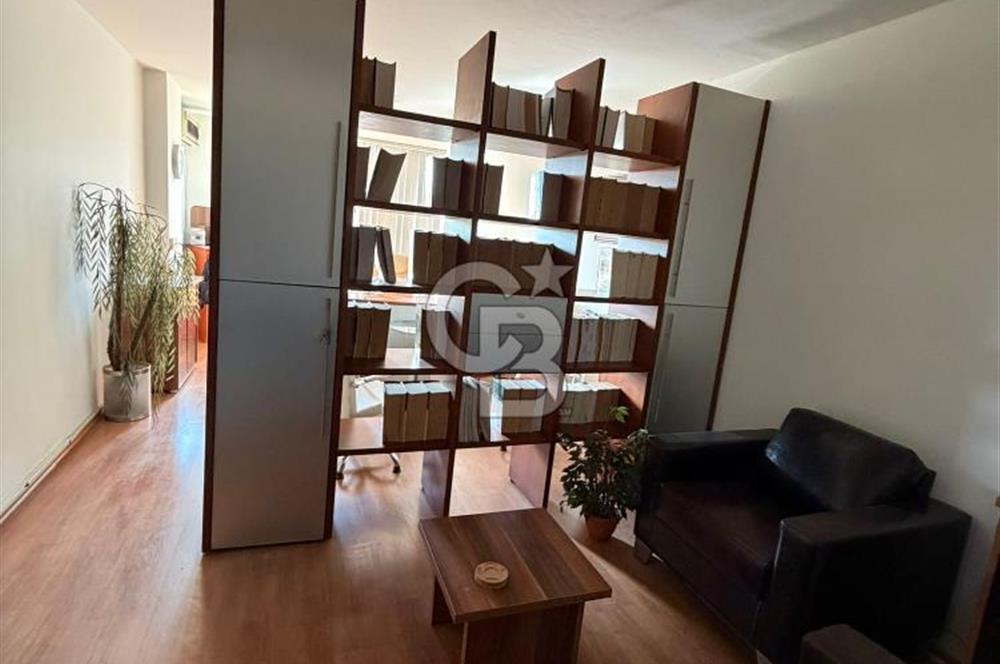 Kadıköyün Merkezinde Hazır Ofis Avukat & Muhasebecilere Uygun