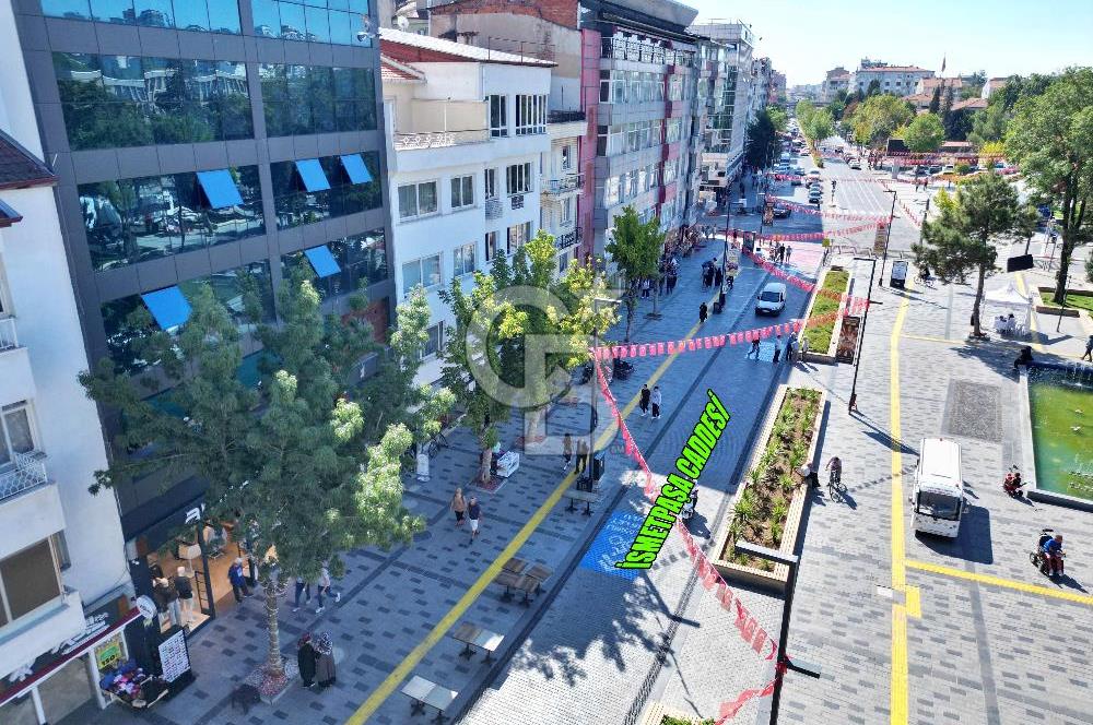 CB OPİA'DAN '' İSMETPAŞA CAD. CEPHE KURULU DÜZEN CAFE ''