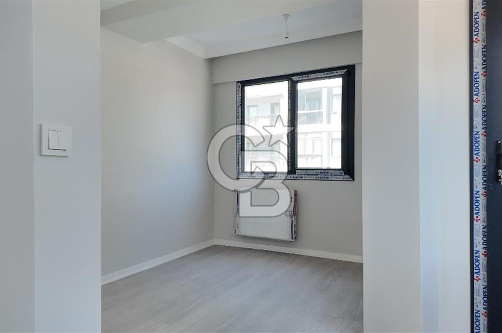 Bornova, Erzene Mah., Merkezi Lokasyon, Satılık 2+1 Daire