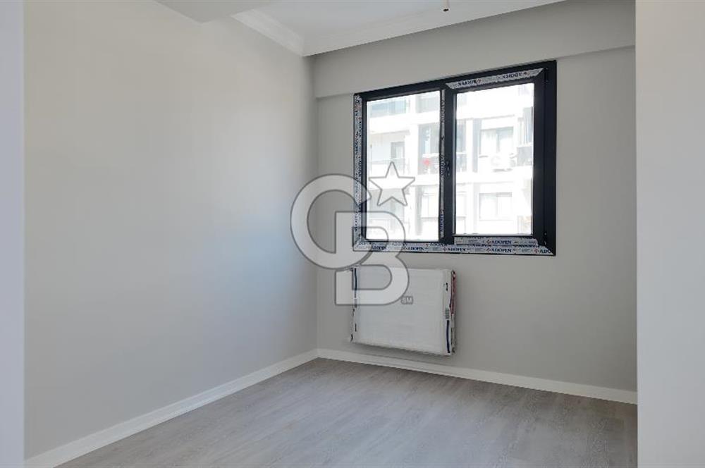 Bornova, Erzene Mah., Merkezi Lokasyon, Satılık 2+1 Daire