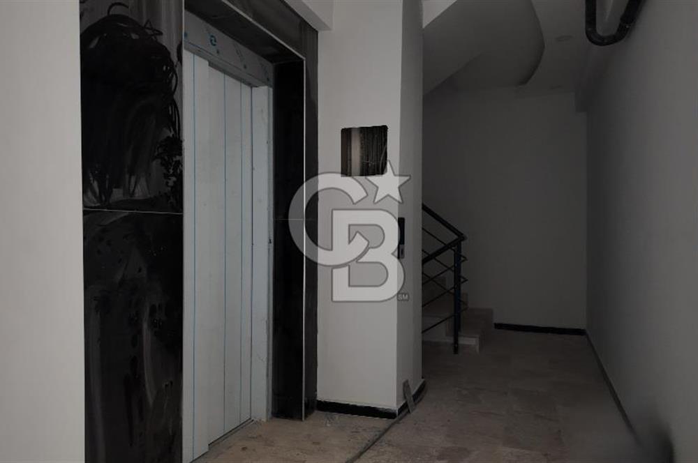 Bornova, Erzene Mah., Merkezi Lokasyon, Satılık 2+1 Daire