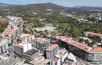 Bornova, Erzene Mah., Merkezi Lokasyon, Satılık 2+1 Daire