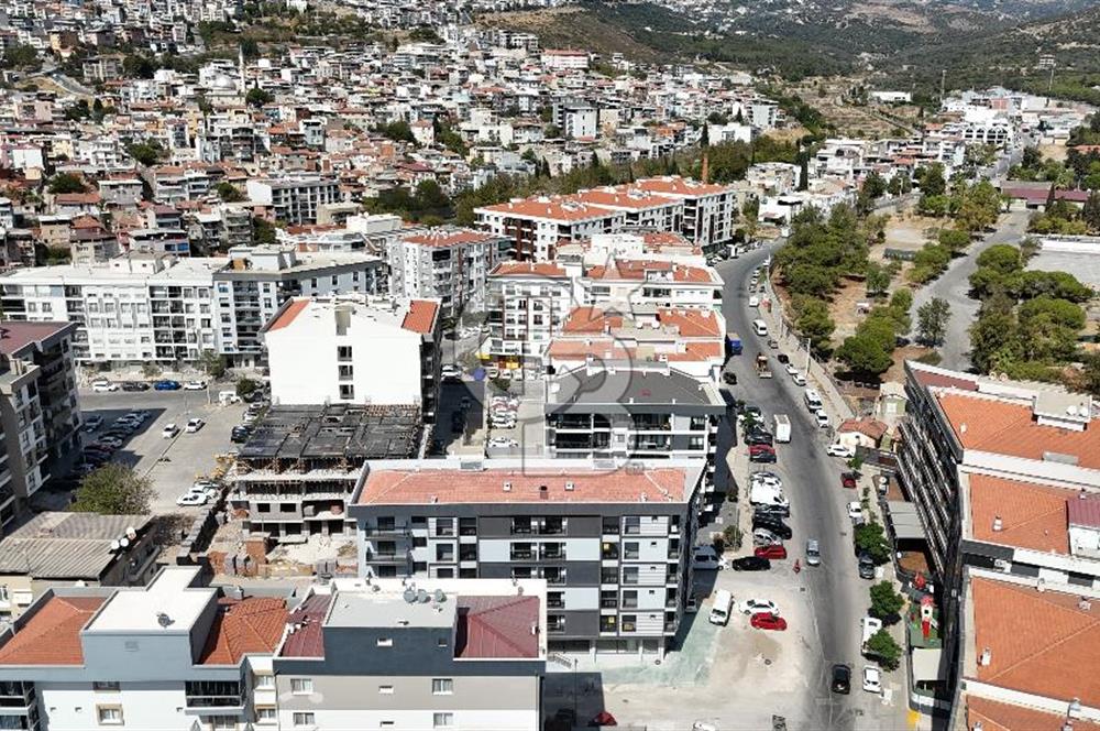 Bornova, Erzene Mah., Merkezi Lokasyon, Satılık 2+1 Daire