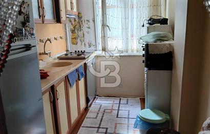 Çayırova Özgürlük Mahallesi Mehmet Akif Ersoy Caddesi'nde belediye çıkan yol üzerinde satılık 2+1 2 kat daire