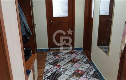 Çayırova Özgürlük Mahallesi Mehmet Akif Ersoy Caddesi'nde belediye çıkan yol üzerinde satılık 2+1 2 kat daire