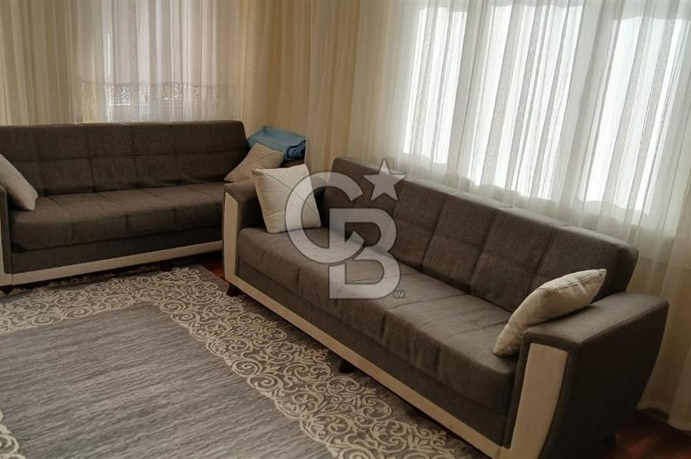 Çayırova Özgürlük Mahallesi Mehmet Akif Ersoy Caddesi'nde belediye çıkan yol üzerinde satılık 2+1 2 kat daire