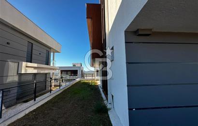 Villakent'in Eşşiz Lokasyonunda Ay Işığı Teras Evlerde Satılık Villa