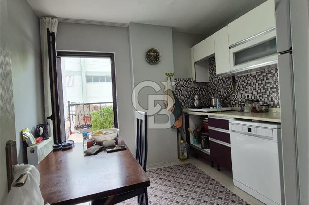 Çayırova Emek Mahallesi'nde su deposunun olduğu sokakta satılık 2+1 Ara kat Güney cepheli dairemiz