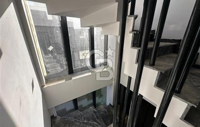 Villakent'in Eşşiz Lokasyonunda Ay Işığı Teras Evlerde Satılık Villa