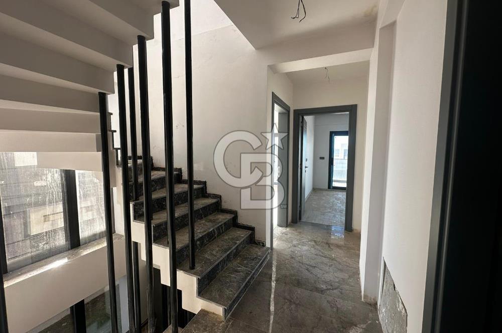 Villakent'in Eşşiz Lokasyonunda Ay Işığı Teras Evlerde Satılık Villa