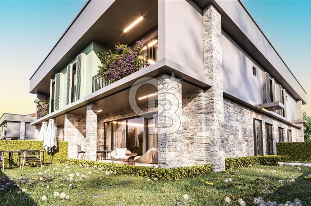 ÇANAKKALE ÇINARLIDA BUTİK SİTEDE SATILIK 4,5+1 VİLLA 