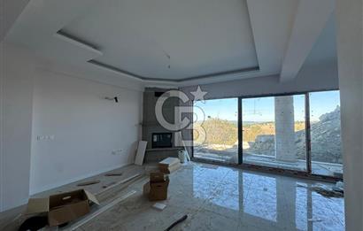 ÇANAKKALE ÇINARLIDA BUTİK SİTEDE SATILIK 4,5+1 VİLLA 