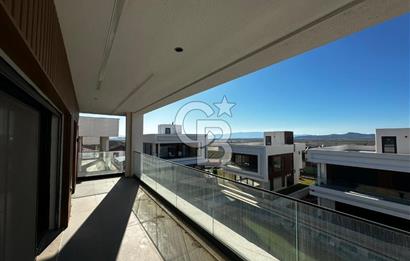 Villakent'in Eşşiz Lokasyonunda Ay Işığı Teras Evlerde Satılık Villa