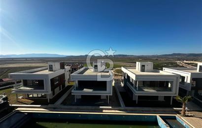 Villakent'in Eşşiz Lokasyonunda Ay Işığı Teras Evlerde Satılık Villa